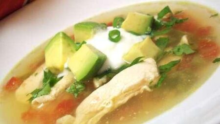 Avocado Soup with Chicken and Lime