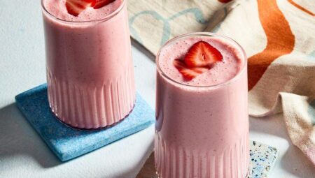 Fruit and Yogurt Smoothie