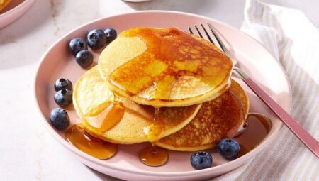 Quick Almond Flour Pancakes