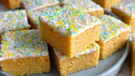 Italian Ricotta Cookie Bars